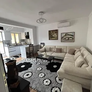 Flat In Berat's Center Habitación en casa particular